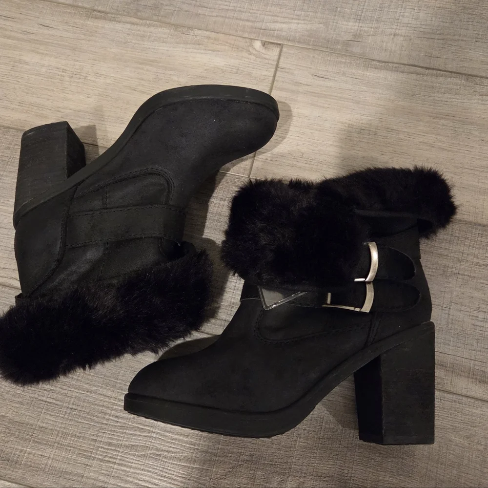 SM NEW YORK BLACK FAUX FUR BOOTIES SIZE 7 NEW